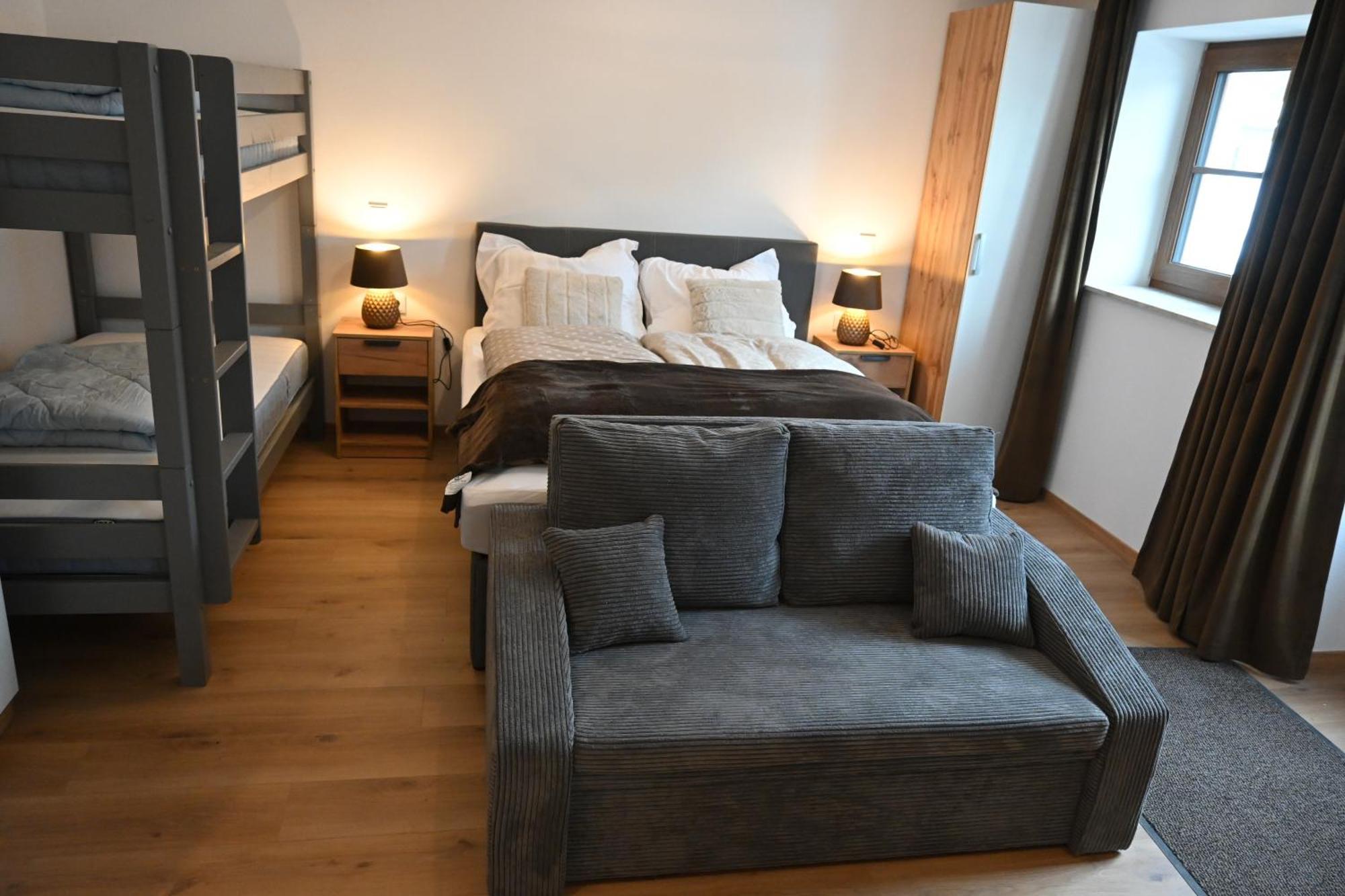 Nicky Apartments And Studios Нийдерау Екстериор снимка