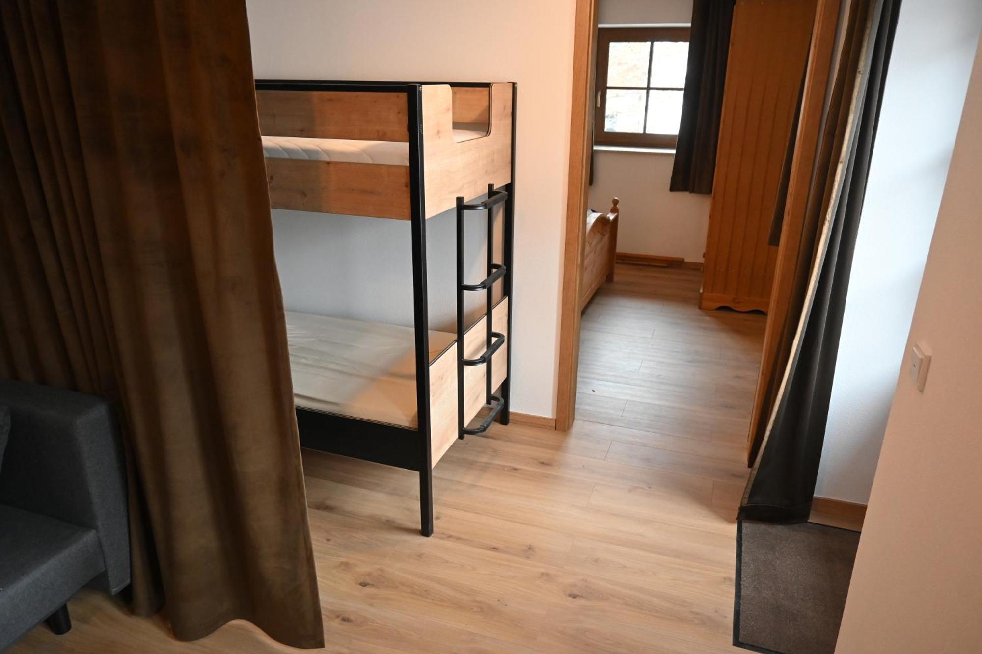 Nicky Apartments And Studios Нийдерау Екстериор снимка