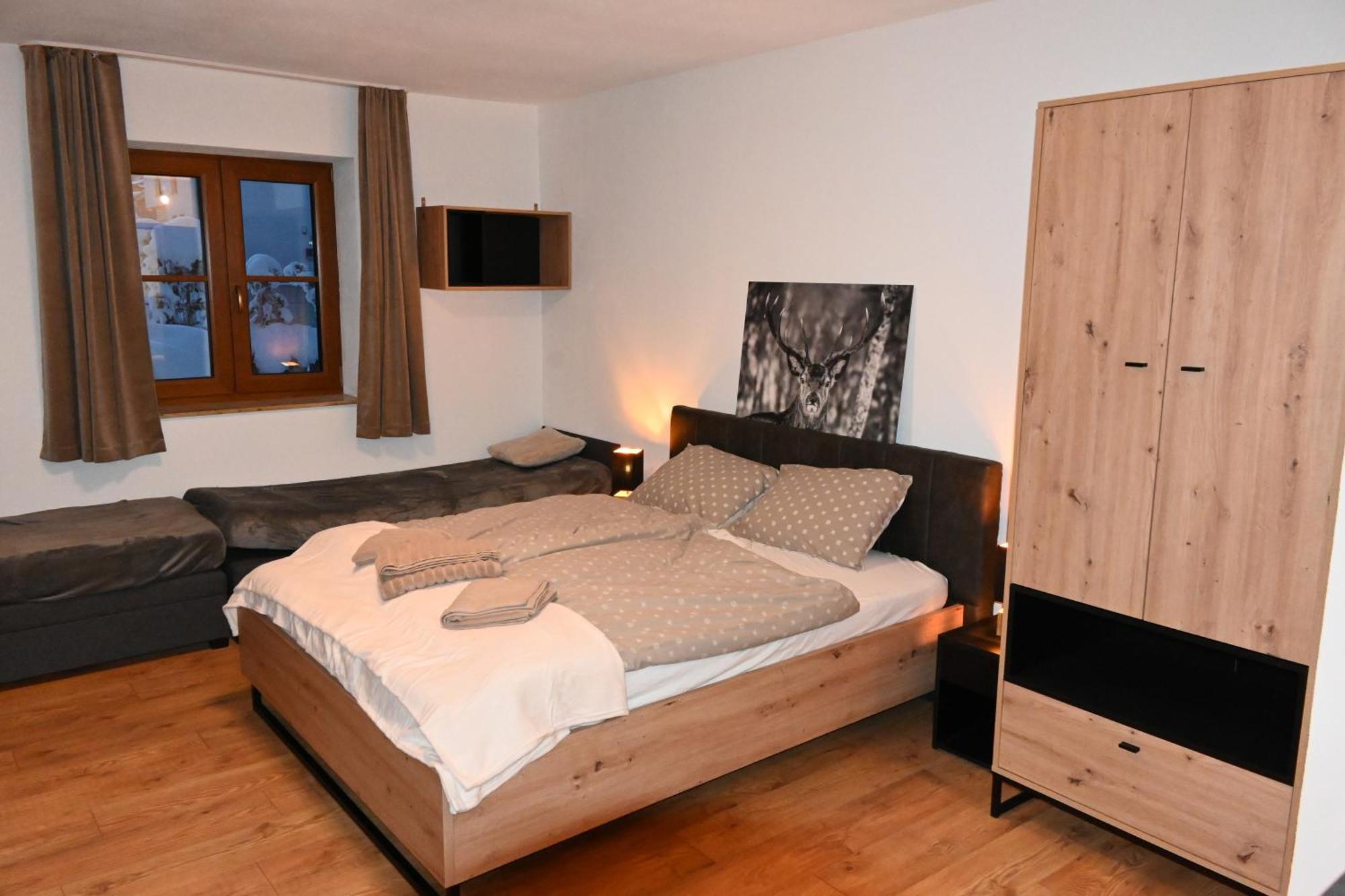 Nicky Apartments And Studios Нийдерау Екстериор снимка