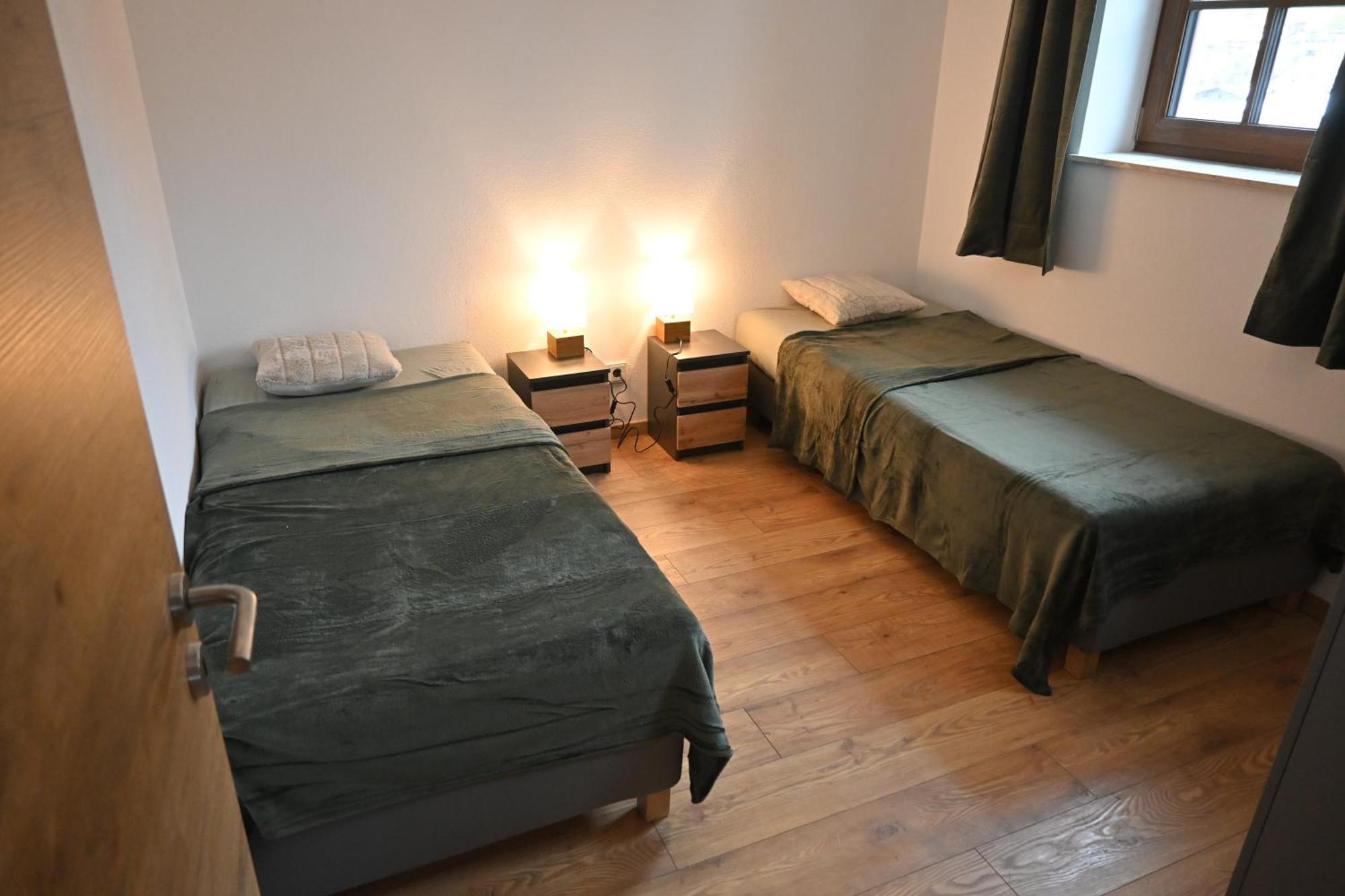 Nicky Apartments And Studios Нийдерау Екстериор снимка
