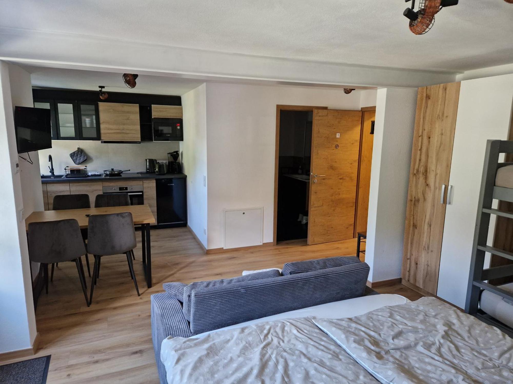 Nicky Apartments And Studios Нийдерау Екстериор снимка